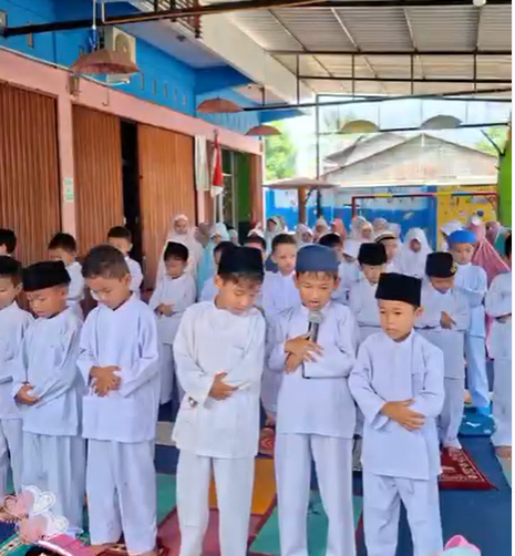 Praktik Sholat Dhuha Berjamaah